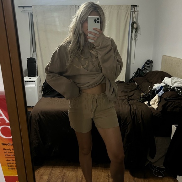 OLD NAVY shorts - Picture 3 of 12